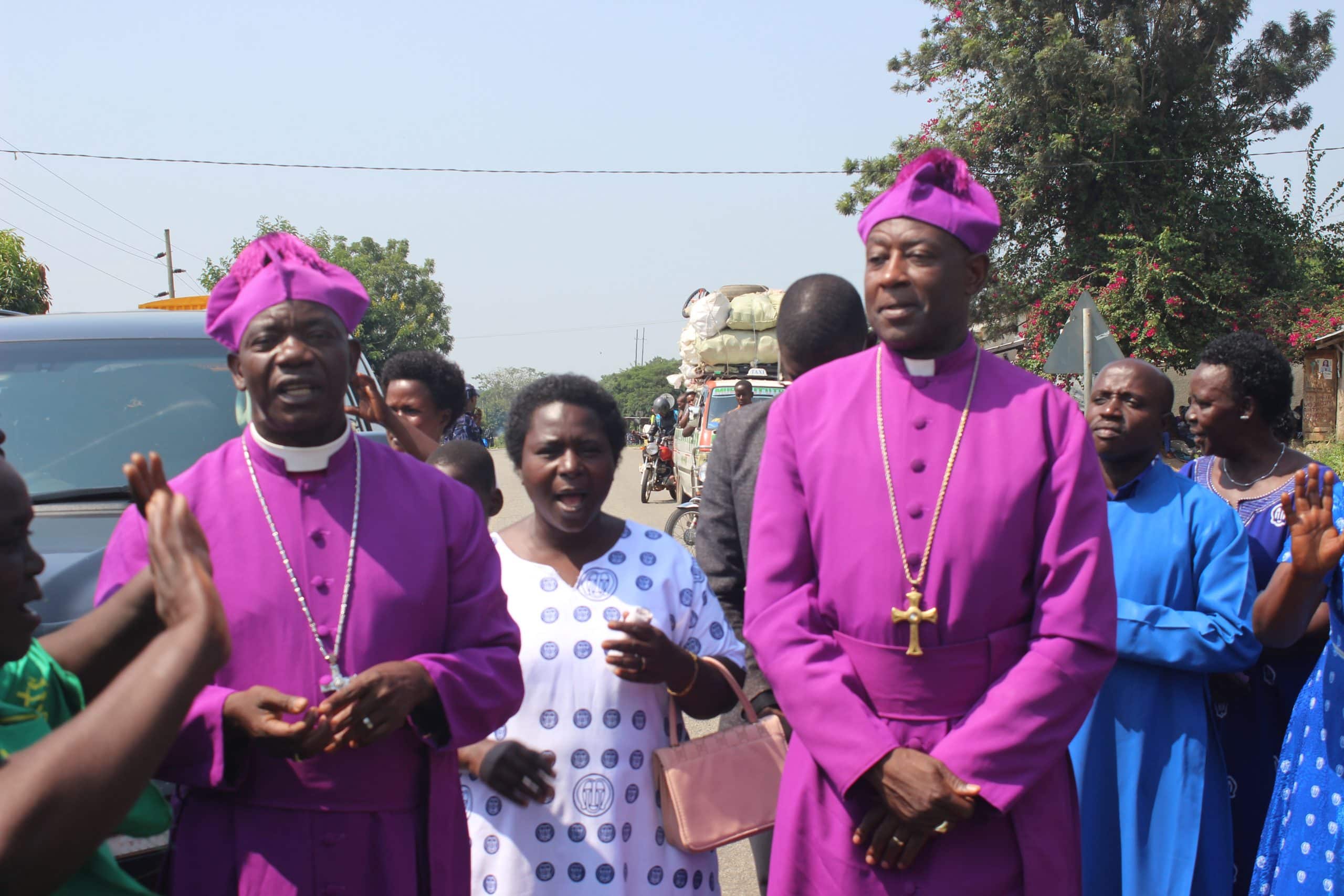 Welcoming the Archbishop Kazimba